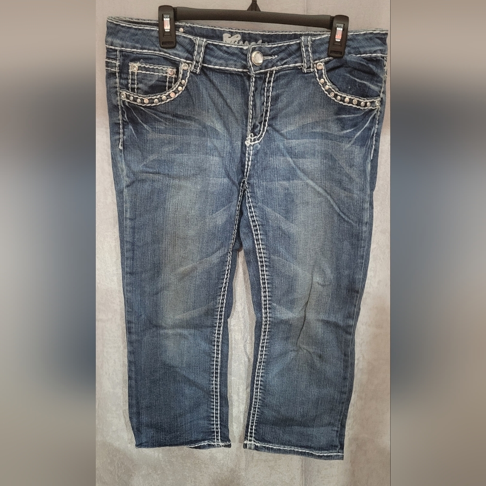 Women's Miss Chic USA Capris